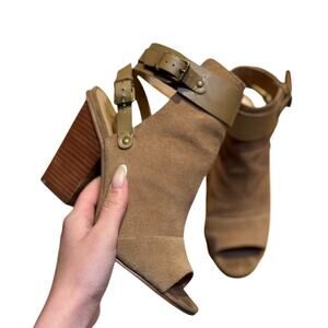 Joe’s Petra heeled peep toe booties. Size 37.5.